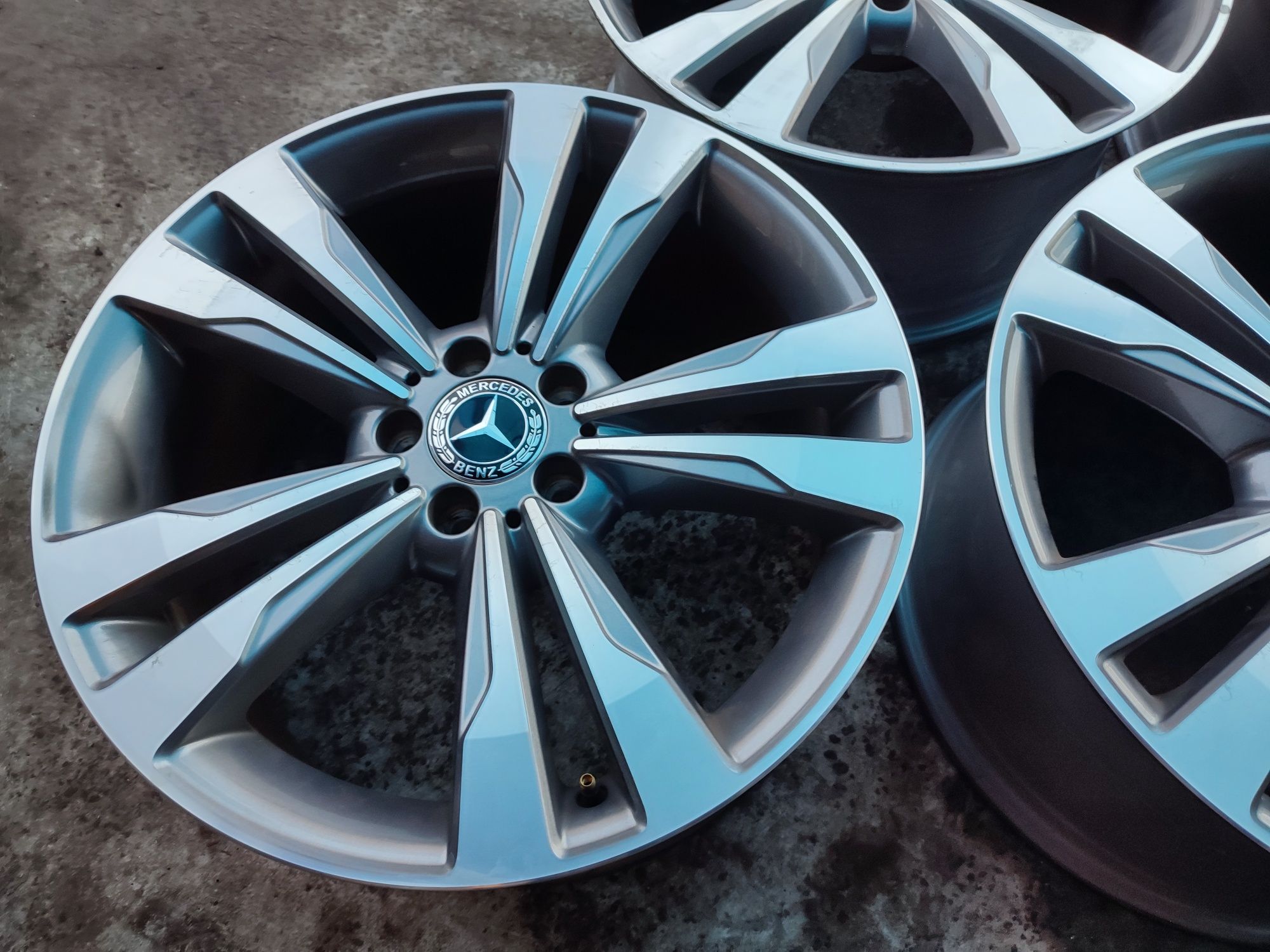 19" оригинални алуминиеви джанти за Mercedes S klass.