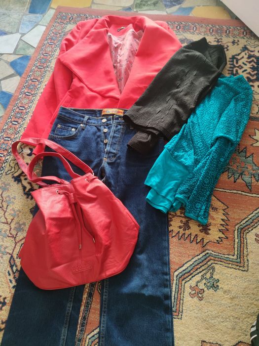 Лот от дамски дрехи