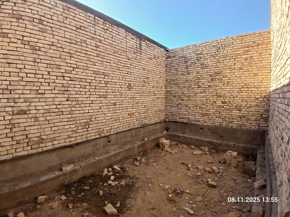 Уй сотилади (документда магазин))