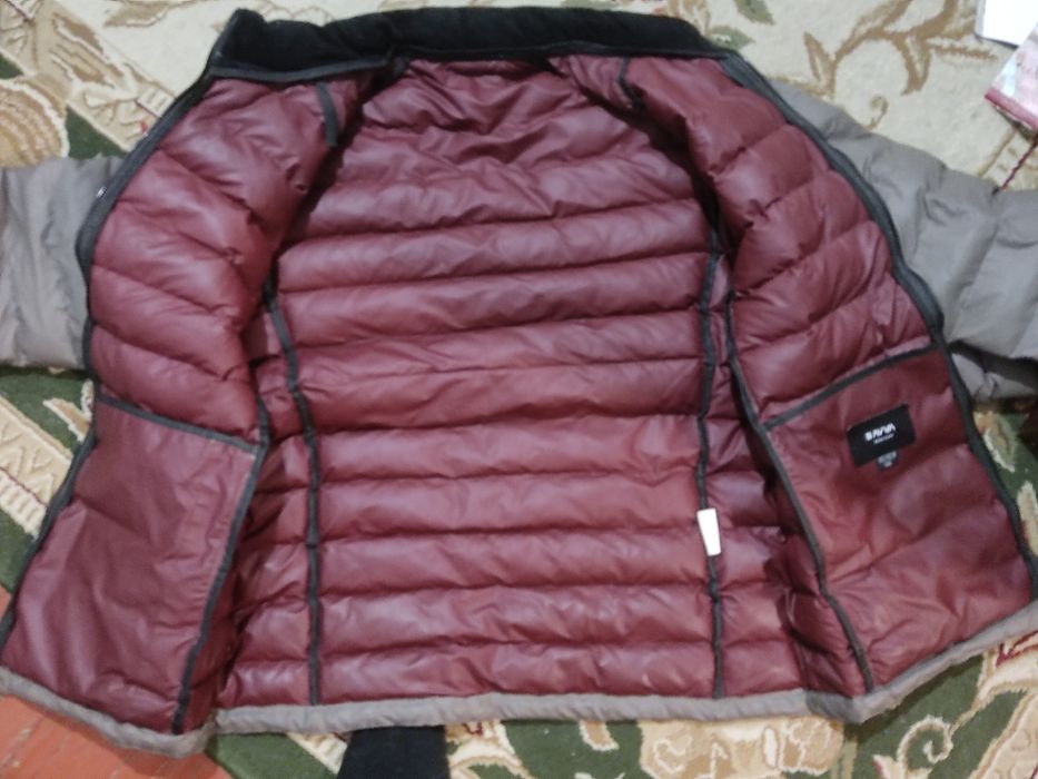 Продается куртка в идеальном состоянии