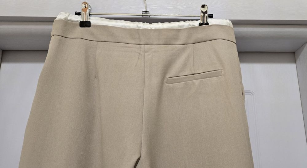 Нов със етикет.  Дамски панталон . ZARA.