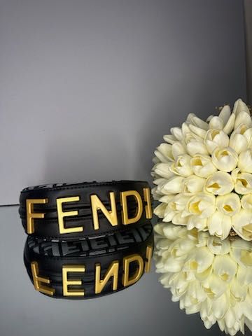 Черна чантичка А++