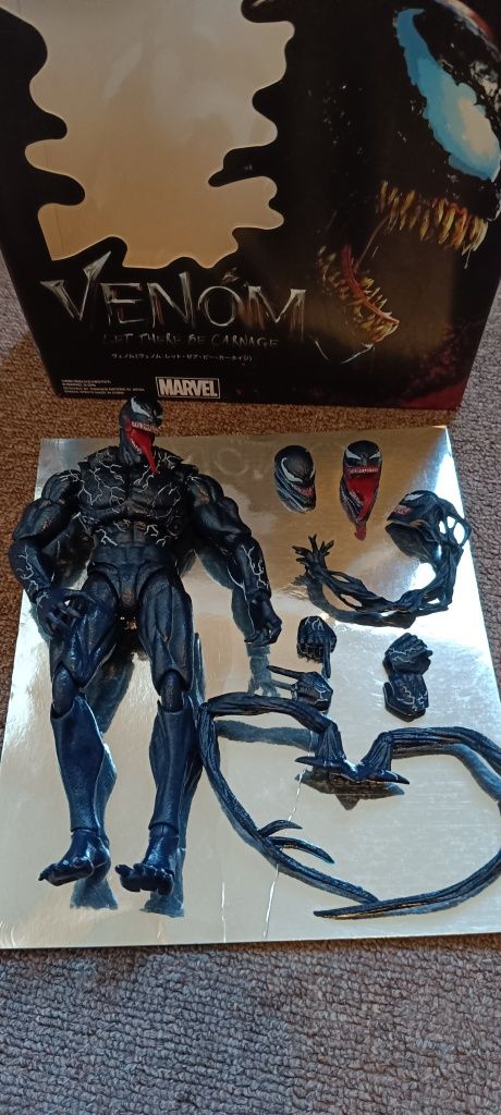 Венъм фигура Venom