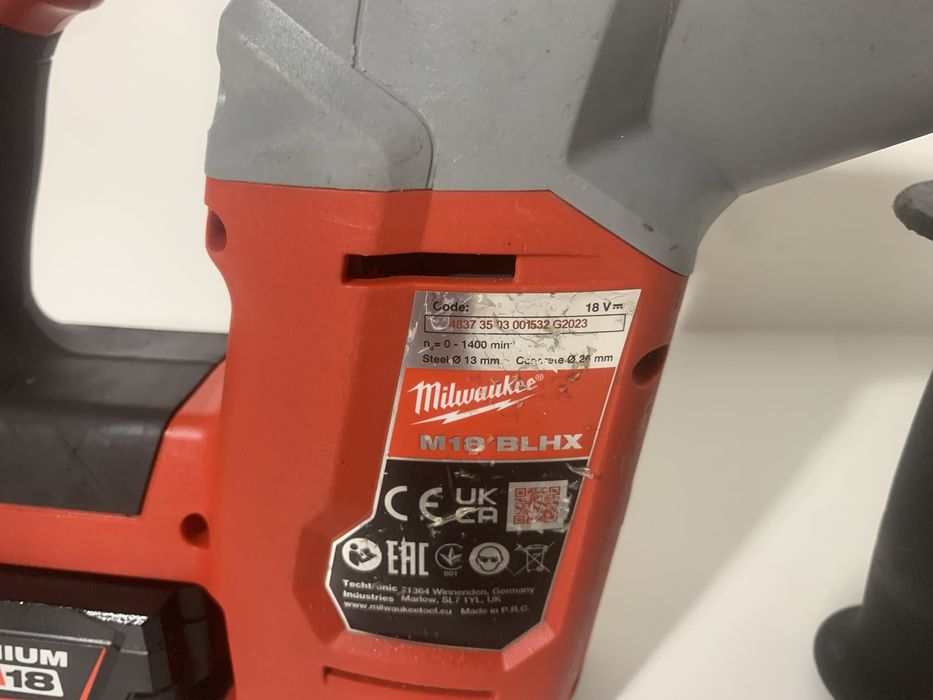 Milwaukee M18 BLHX rotopercutor