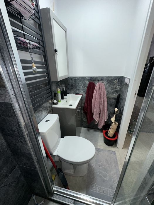 Garsoniera.    de vinzare.    Codlea st , Chimistelori