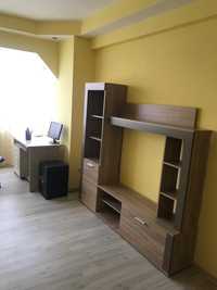 Inchiriez Apartament zona Pietonală