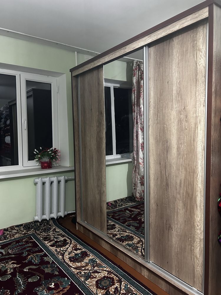 Кийим учун шкаф сотилади Продаётся шкаф