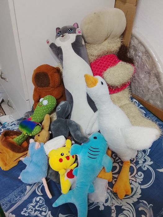 Срочно продам детский игрушки очень дёшево за 2000тыс