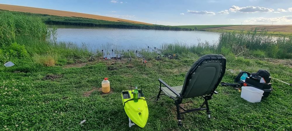 Vand Navomodel cu sonar