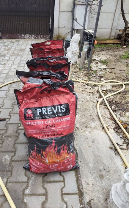 Vând cărbuni cocs lignit