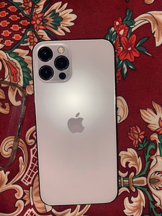 Iphone 12 pro sotiladi