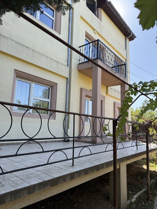 Casa de vanzare !