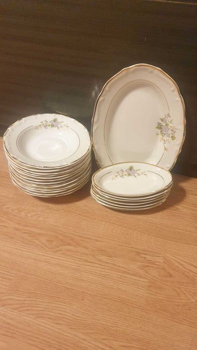 Ретро порцеланов сервиз