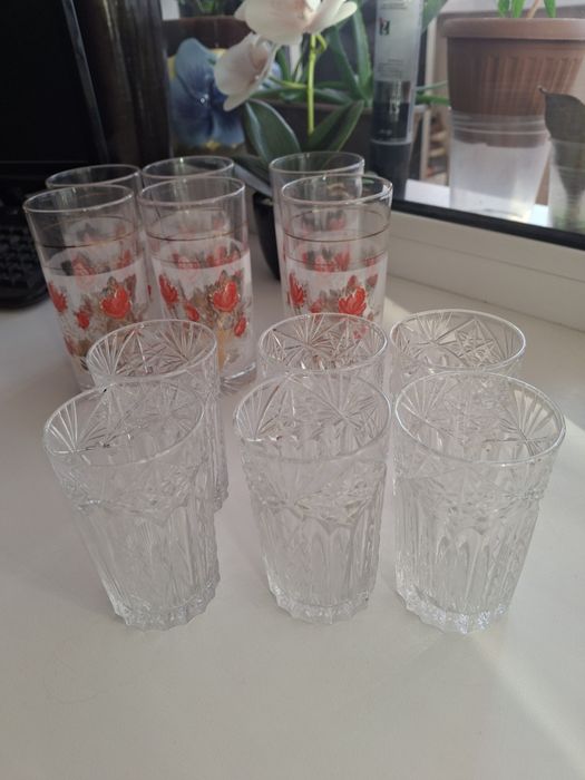 Хрустальные стаканы и стекло СССР 
Продаю два нахрустальнынбора: