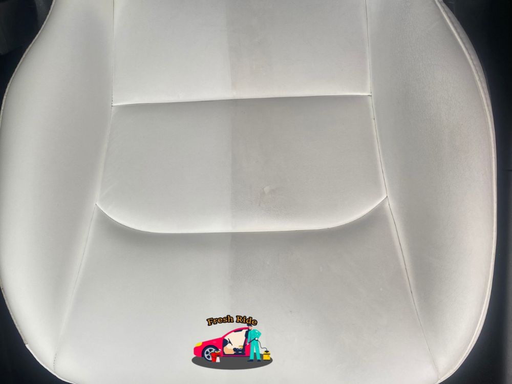 Detailing auto la domiciliu-Curățare interior/tapițerie & mat. textil