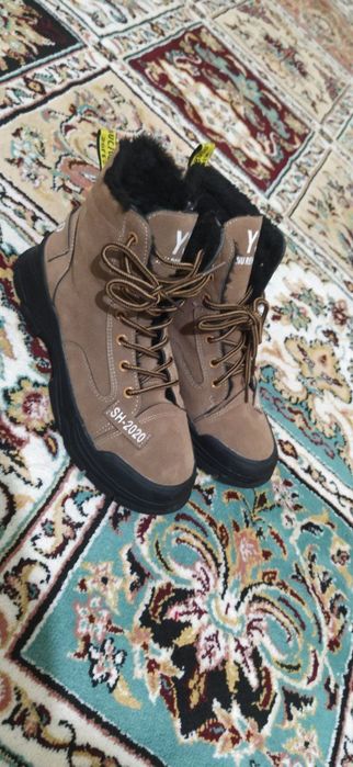 Сапоги для женщин и мужчин