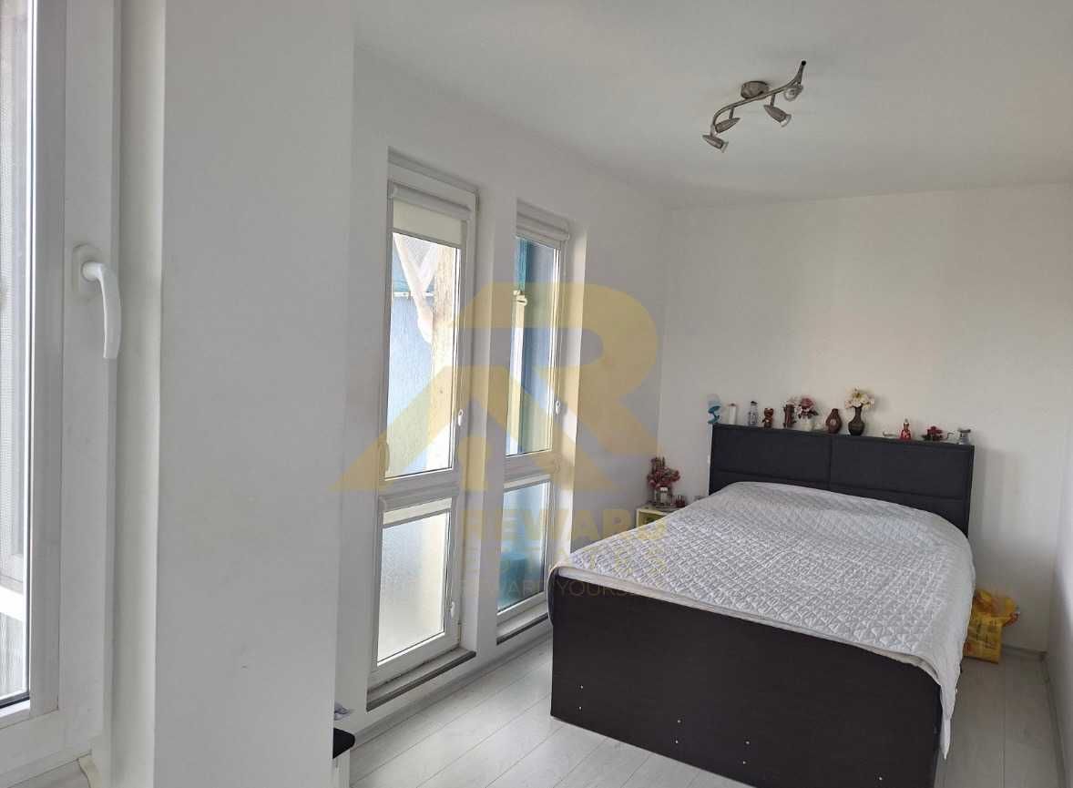 Продава се Двустаен апартамент в София, Връбница 1 - 51 кв.м за 1959 €/кв.м - Снимка #2