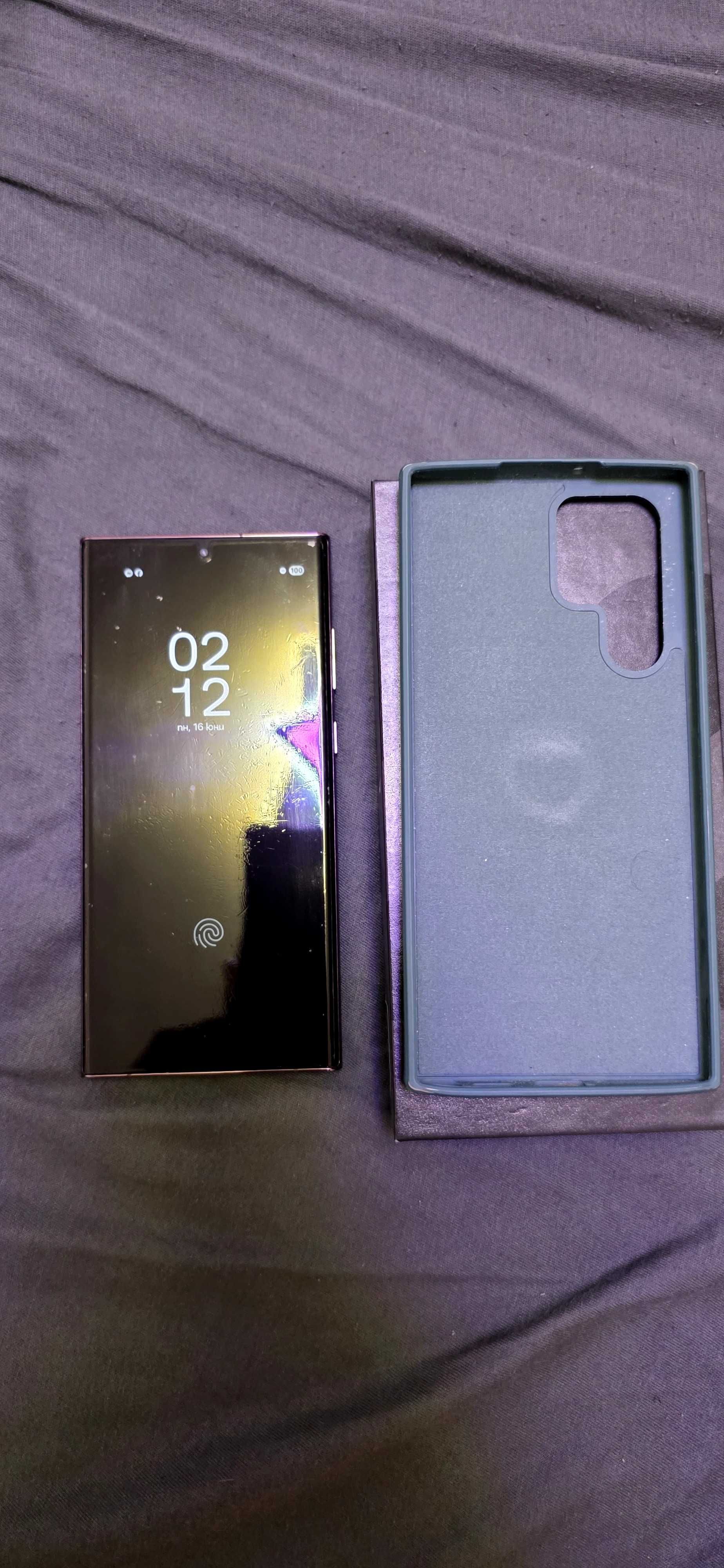 Продавам Samsung s22 ultra