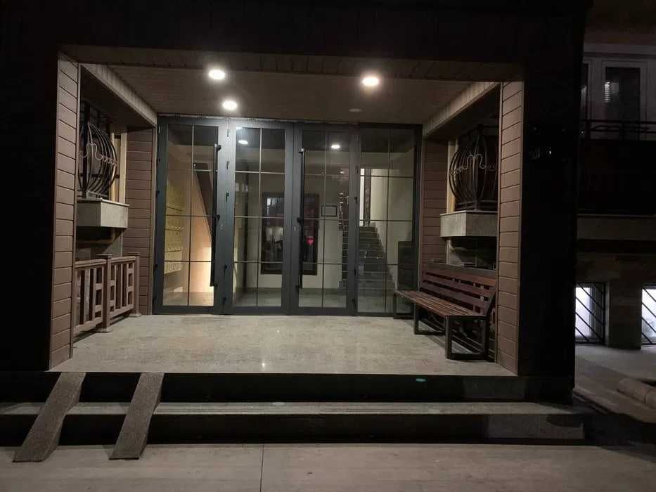 Продается квартира в Центре Ганга, ц-15, ЭЛИТНАЯ НОВОСТРОЙКА .ID: 09К