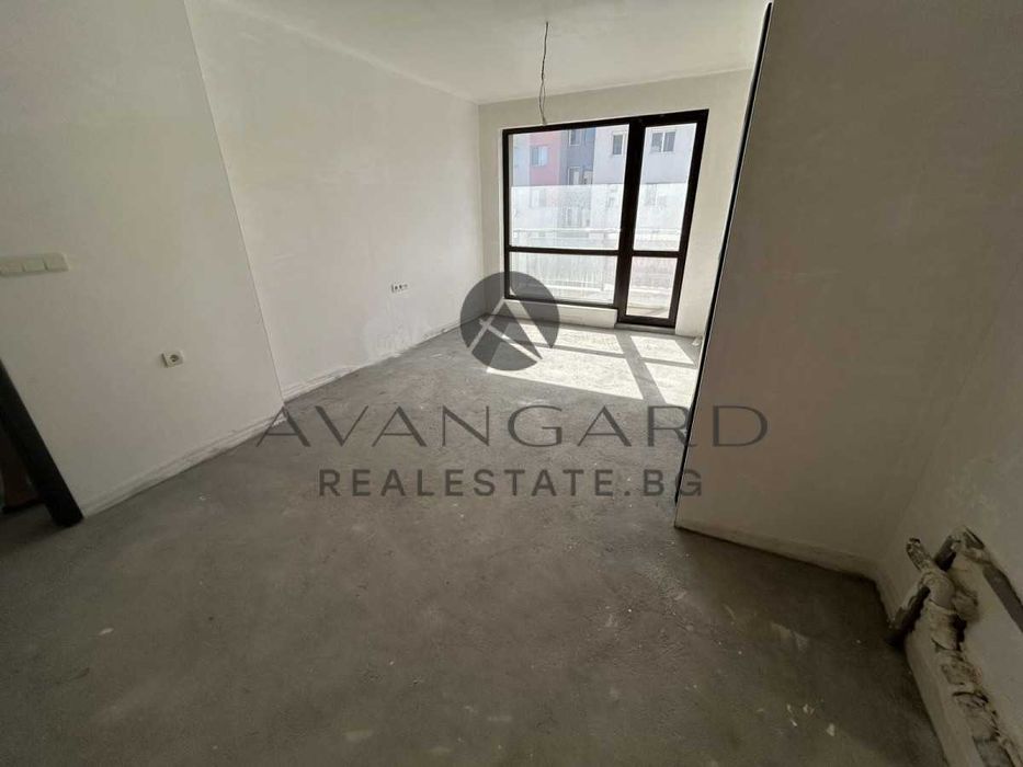 Продава се Тристаен апартамент в Пловдив, Кючук Париж - 73 кв.м за 1411 €/кв.м - Снимка #2