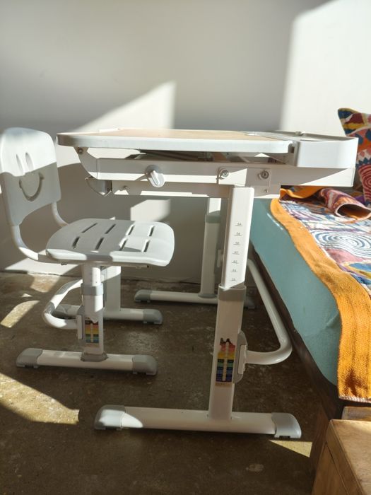 Стол -парта   и стул ростовые