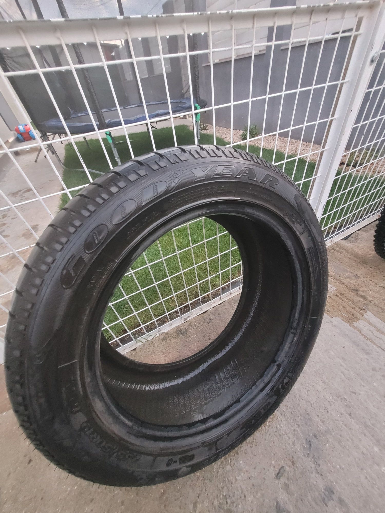 Good year 255/55 R19 M+s