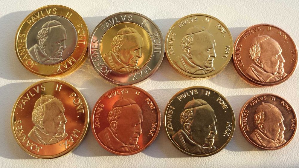 Набор пробных монет Евро Ватикан и юбилейки 2 евро