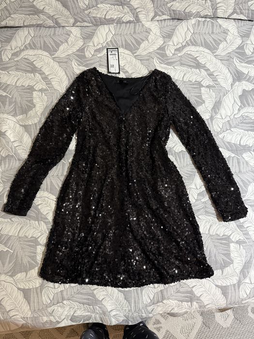 Платье с пайетками. Новое! Размер 36 (S)