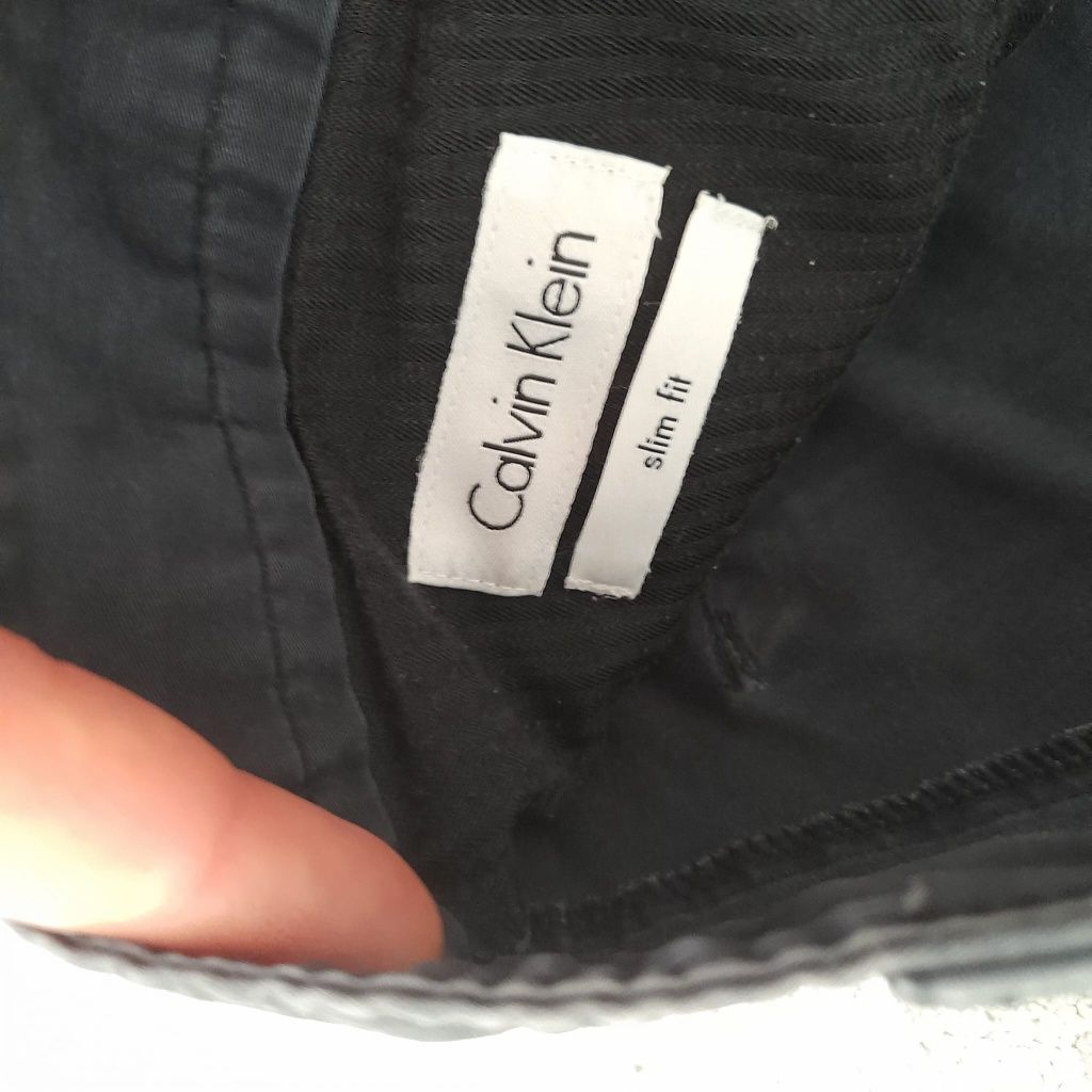 Blugi Calvin Klein bărbați M