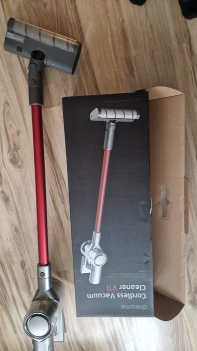 Aspirator vertical Dreame V11 VVN6, 450W