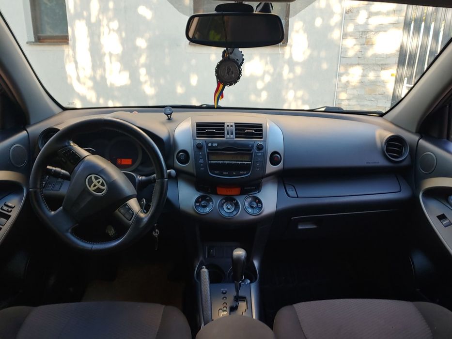 Vand Toyota Rav4, 2010, benzina/gpl omologat, cutie automata, 4x4