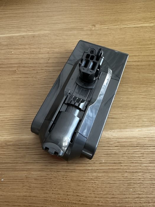 Baterie acumulator Dyson SV22 pentru aspirator Dyson V15 defect