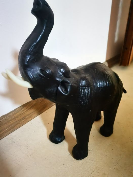 Слон за декорация