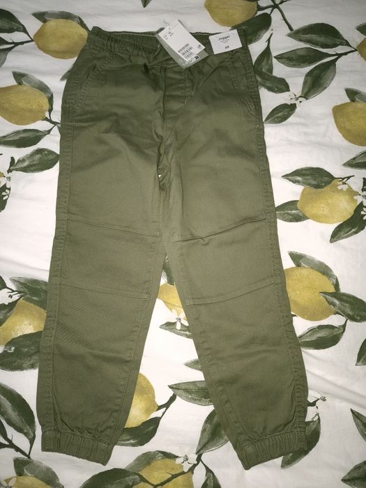 Pantaloni mărimea 122, H&M