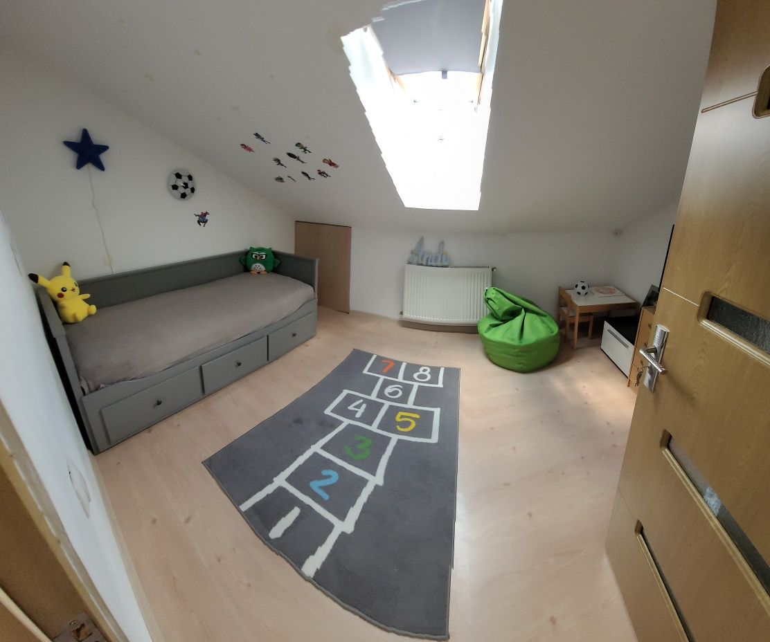 Apartament 4 camere pe 2 nivele