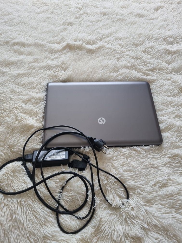 Laptop  HP 650 gri