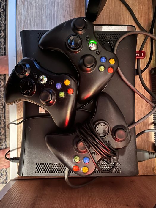Vand consola Xbox360