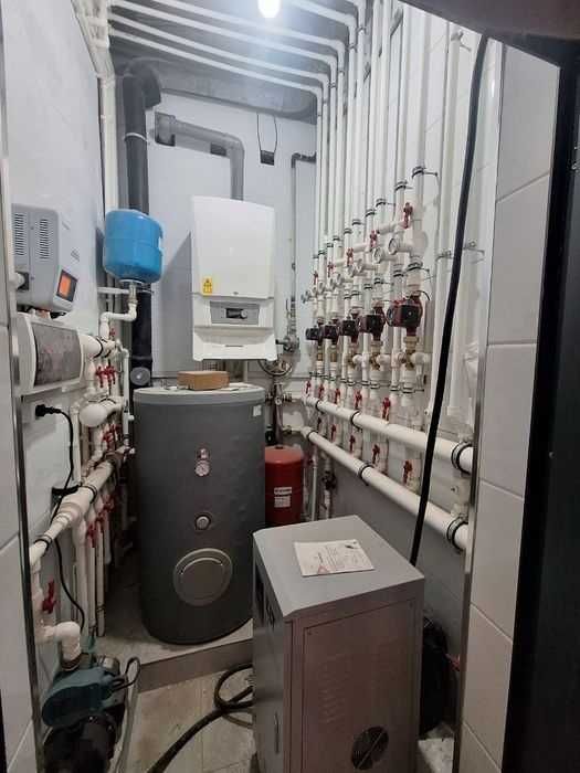 Срочно! 3-этажный дом 390 м² р-н М.Улугбек 3 сотки Амир Темур махалля