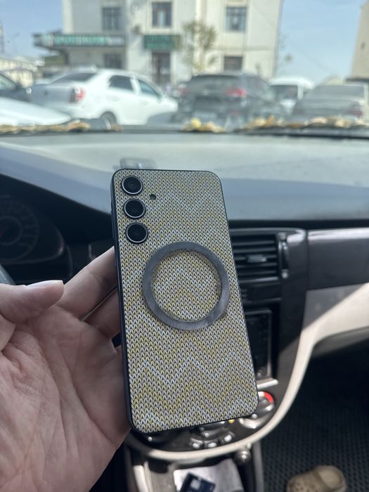 Samsung A35 5G 128g sotiladi.