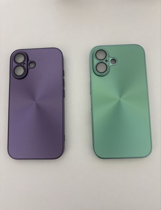 Husa / Carcasa iPhone 16 Aspect metalic