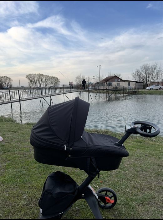 Продам коляску Dsland V8 2в1