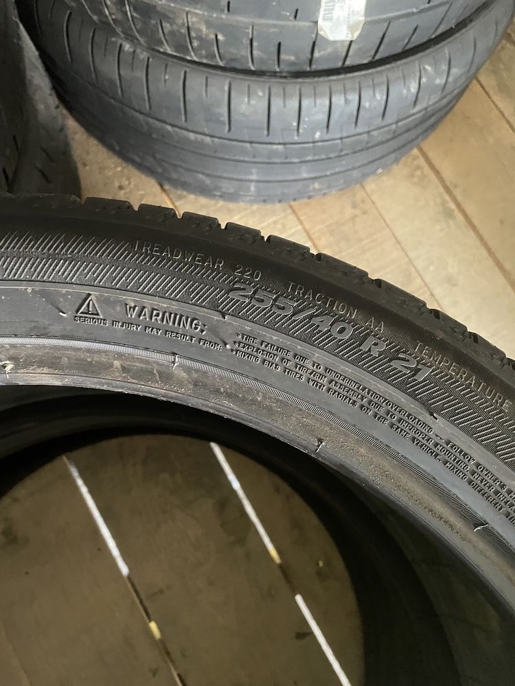 255/40/21 Michelin 4 бр 5-6 мм 2017