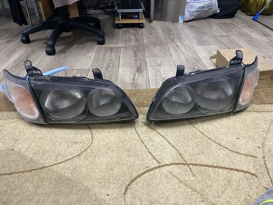 Фары toyota ipsum, picnic, ( ипсум, пикник)