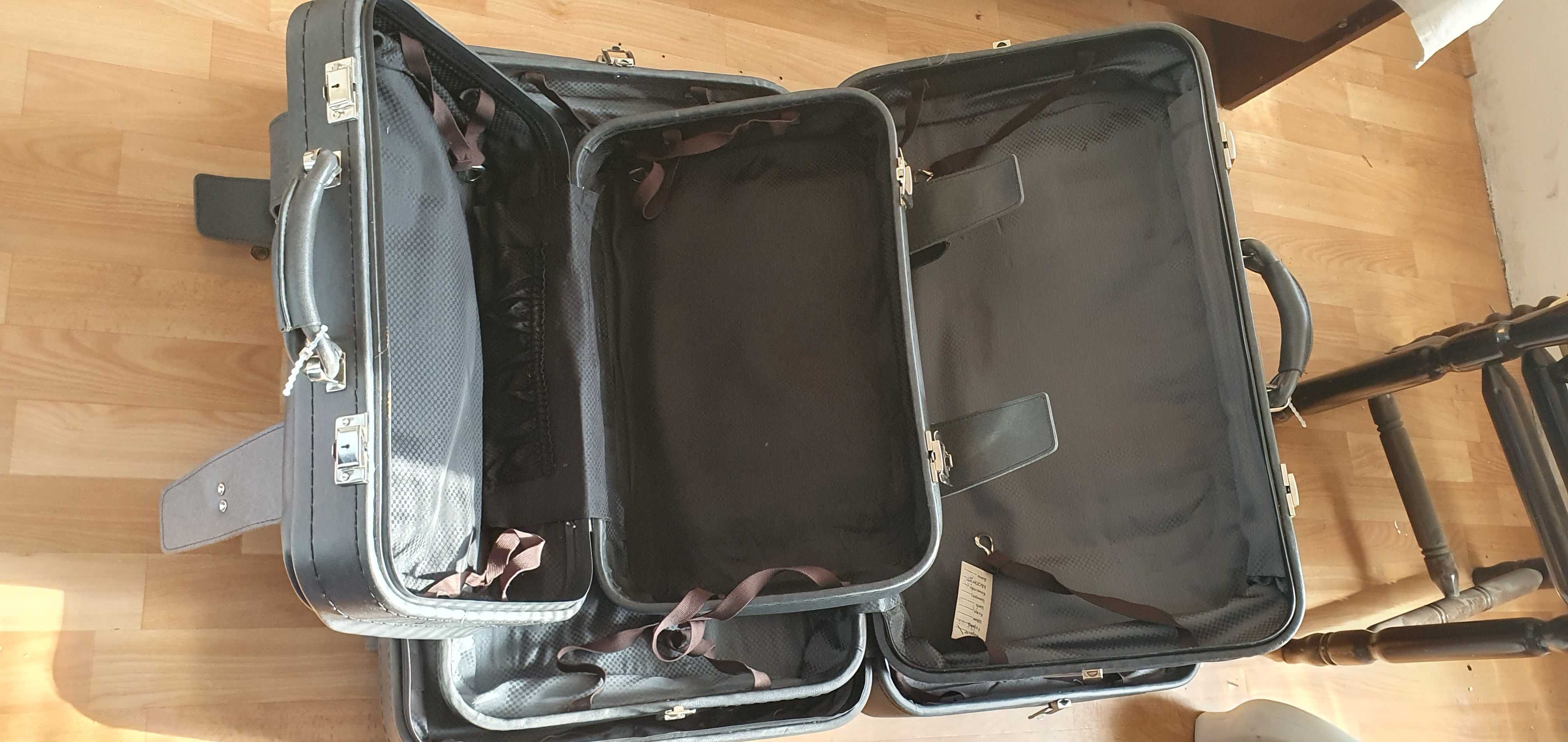 Комплект куфари, 3 броя, влизащи един в друг