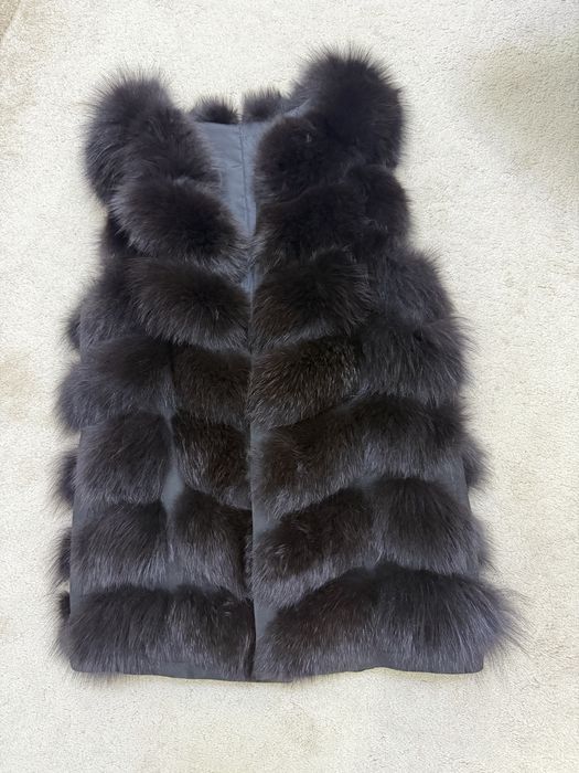 Песец безрукавка,натуральный мех