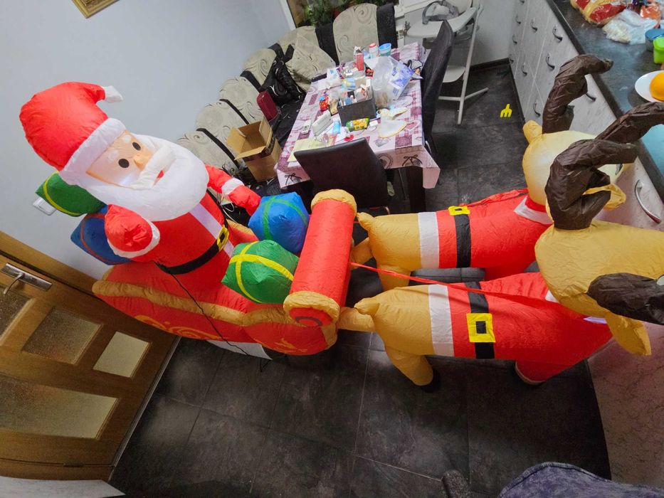 Надуваем дядо коледа със шейна и еленчета НОВ