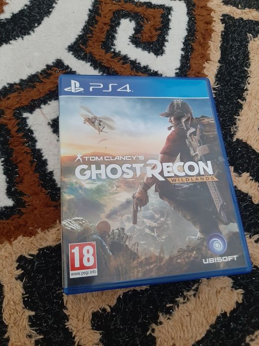 Vând jocuri,ps4 și ps3 și un controller PS4