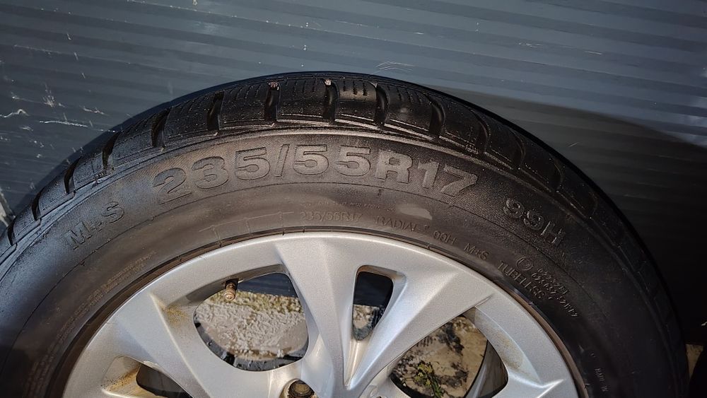 Roți 17” BMW X3 cu anvelope iarnă Continental

---

T