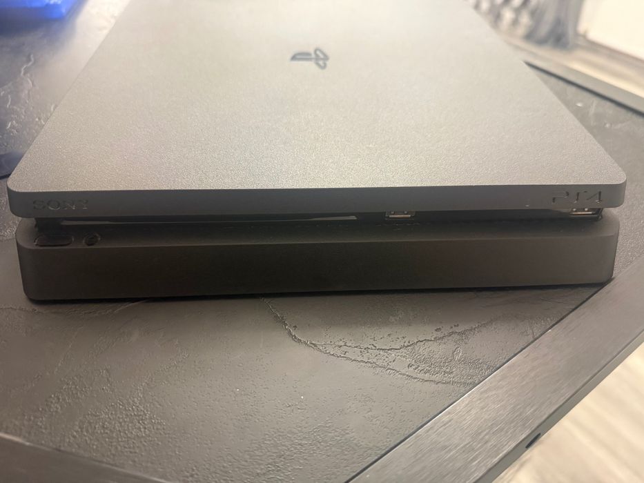 PlayStation 4 500 GB + 13 jocuri