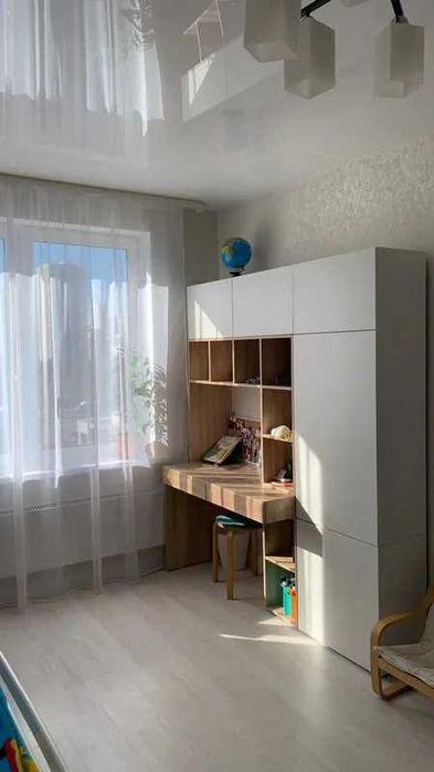 Комплект мебели “Ретро” — стильная рабочая зона, которая вдохновляет